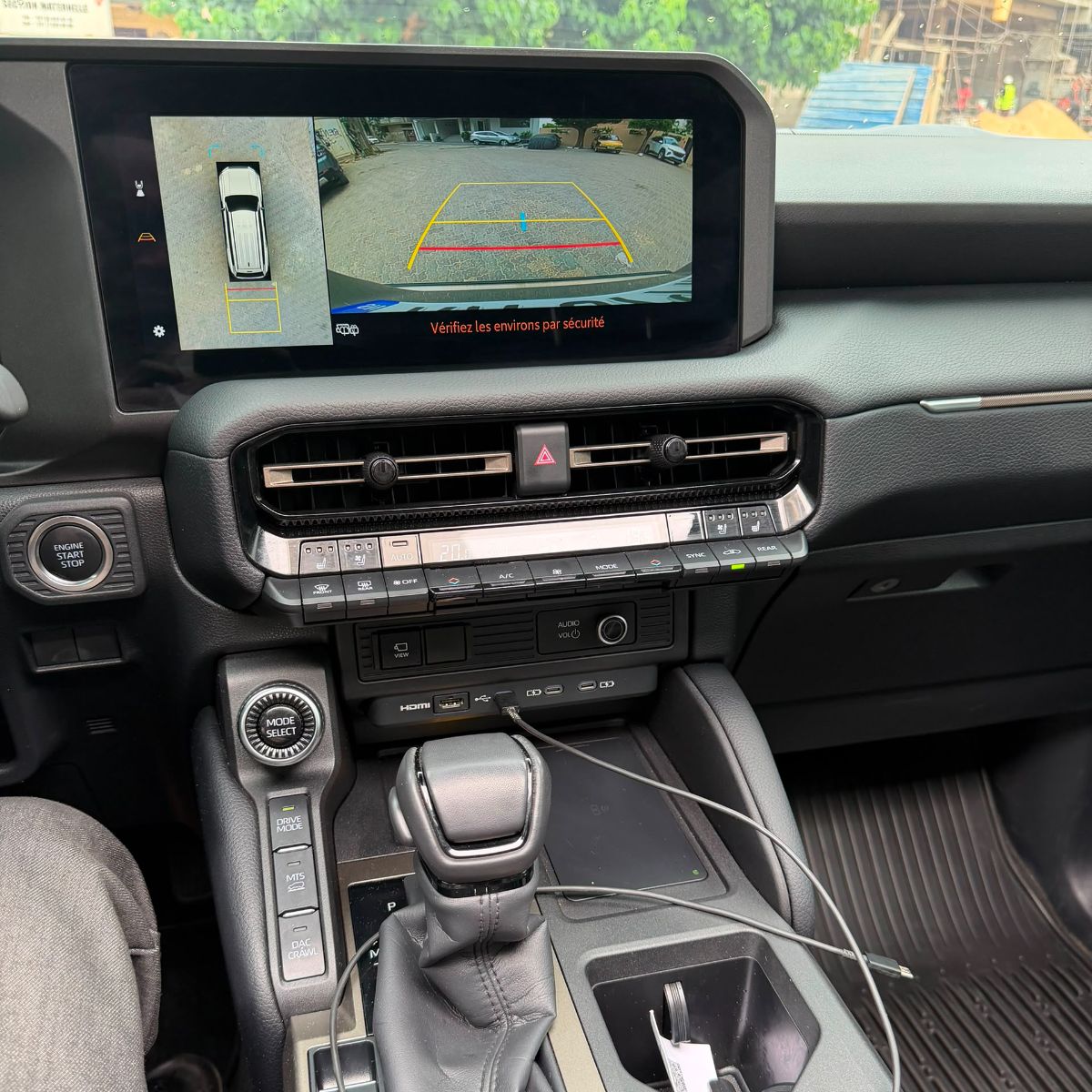 À VENDRE – TOYOTA LAND CRUISER PRADO disponible à D 4